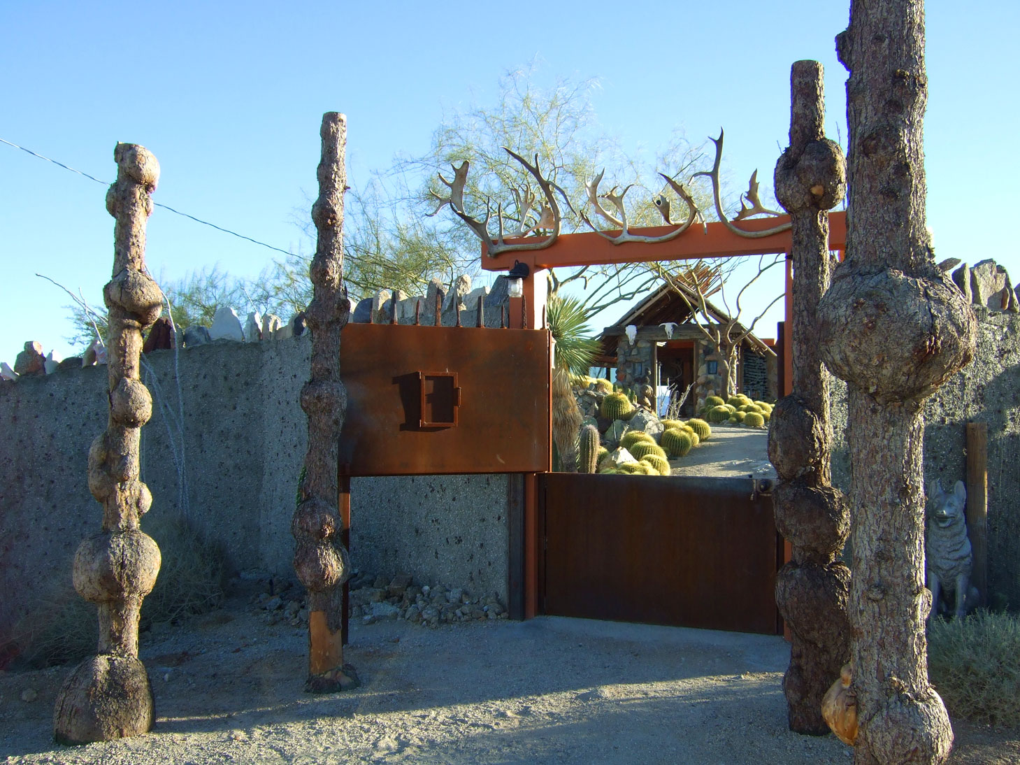 The Desert Sun - This is Mojave Rock Ranch